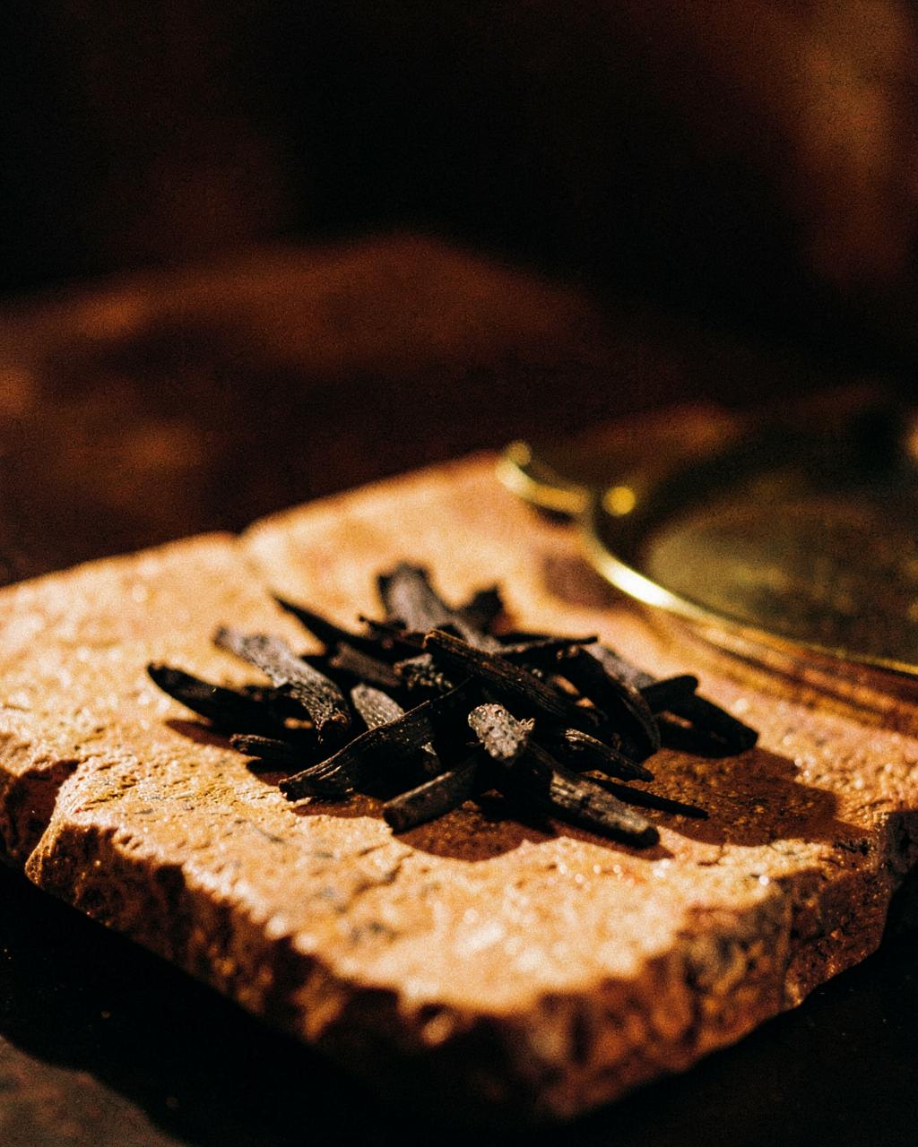 Amber Oud — Dhofar